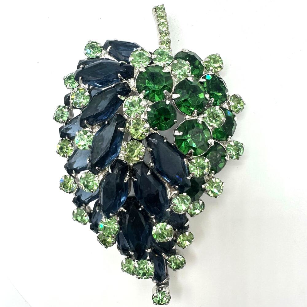 Juliana vintage book piece large silver tone blue green rhinestones leaf brooch